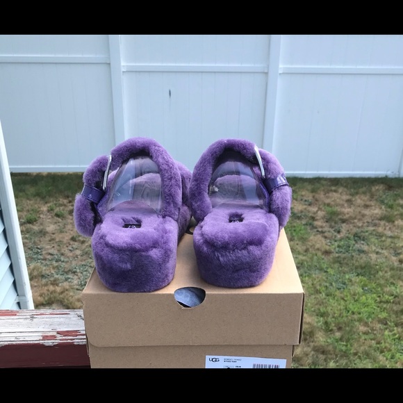 UGG Fuzz Yeah Slippers - Picture 6 of 11